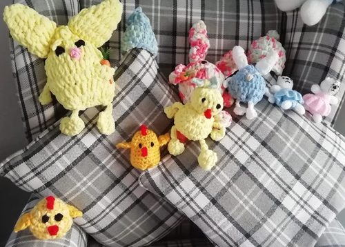 Christine M, crocheted crafts.